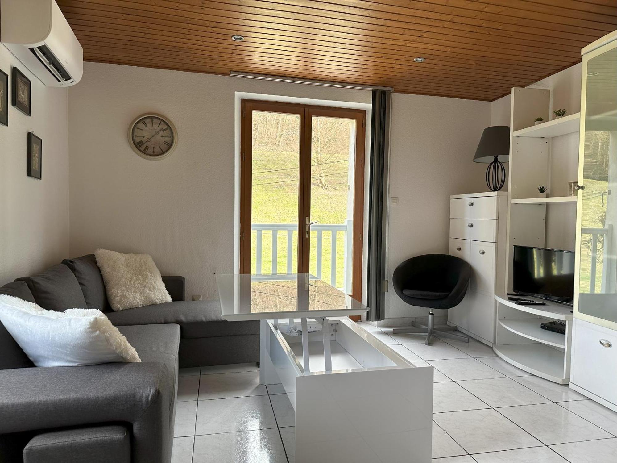 De L'eau Vive Apartment *